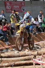 La marea amarilla en Requena. Campeonato de España de enduro, by Calabet.