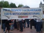 Manifestación en Oviedo del AMCA por el motociclismo asturiano