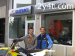 Alvaro Bautista recoge en Namura Bikes su nueva RM-Z450 2011